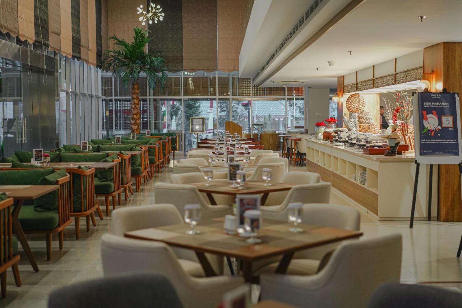 Patra Bandung Hotel Eksteriør billede