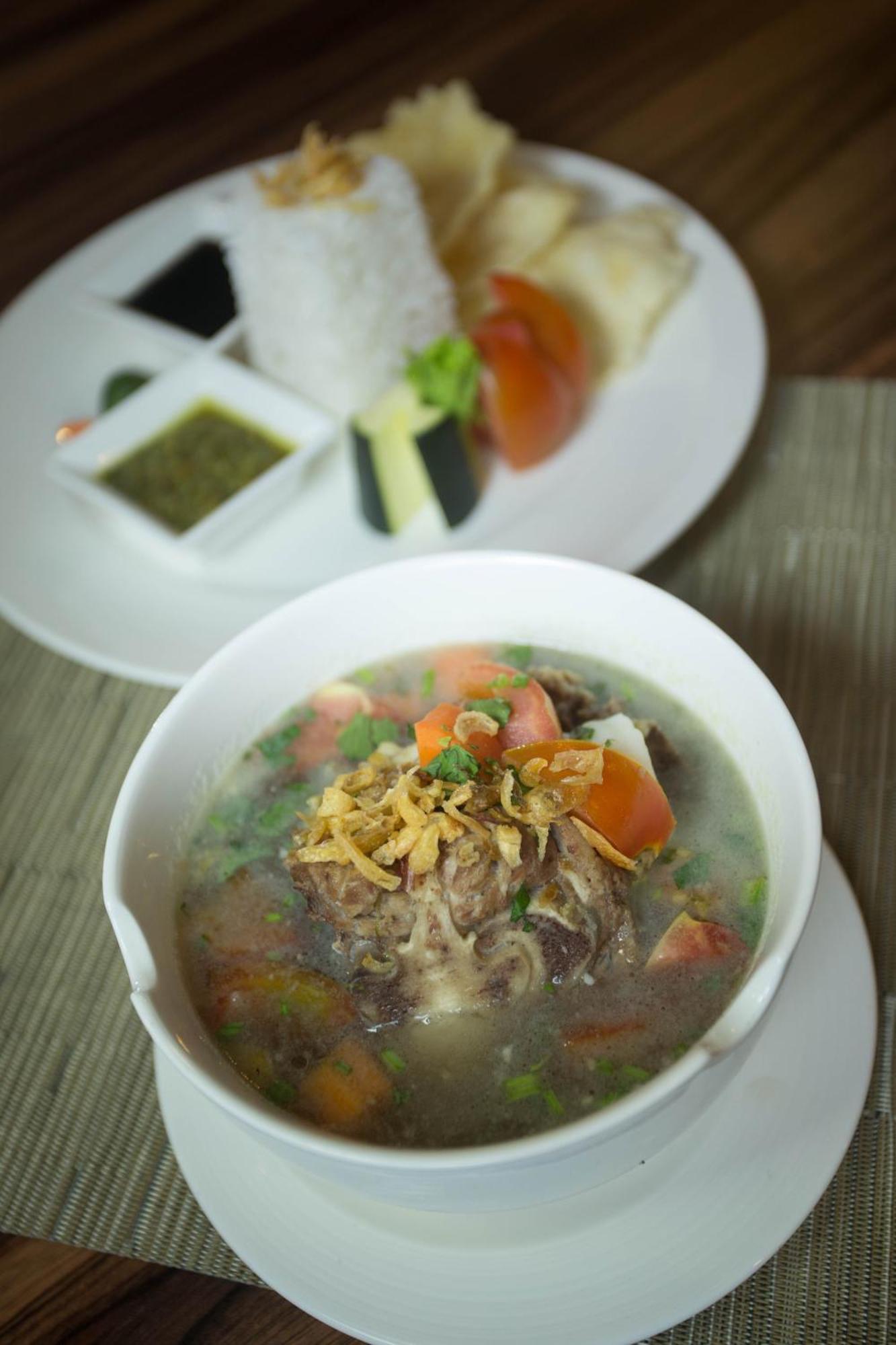 Patra Bandung Hotel Eksteriør billede
