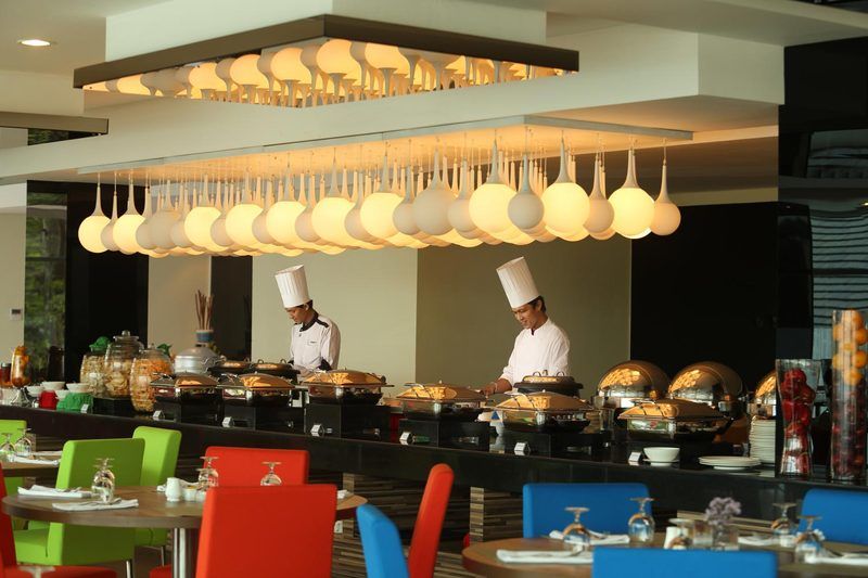 Patra Bandung Hotel Eksteriør billede