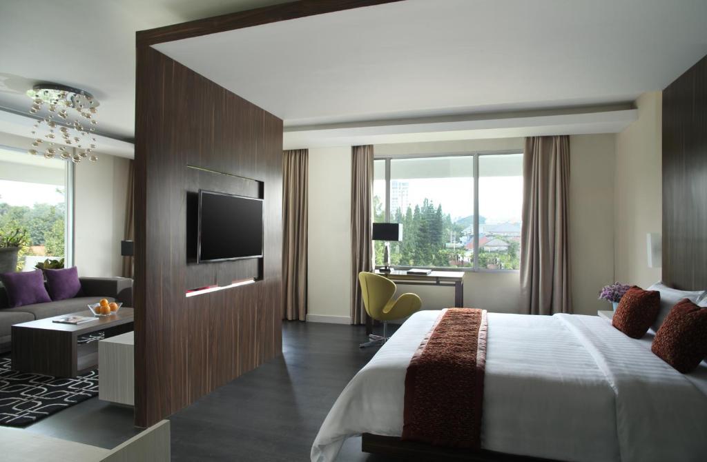 Patra Bandung Hotel Eksteriør billede